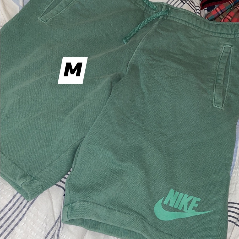 Men’s Nike sweatshorts